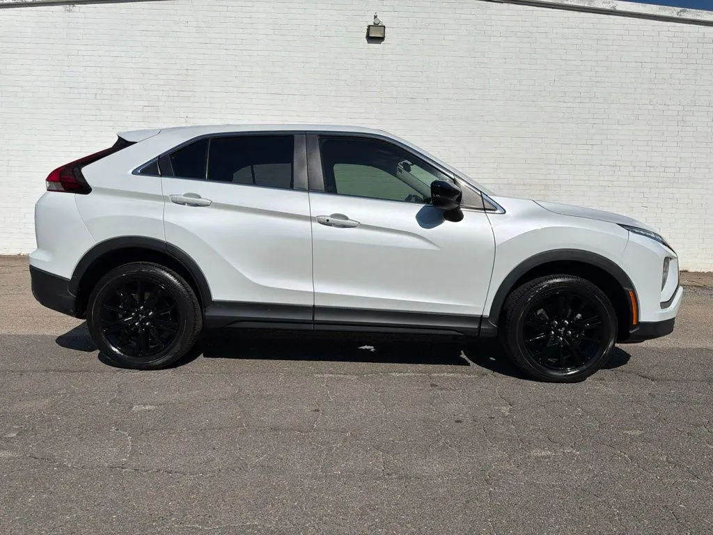 2024 Mitsubishi Eclipse Cross LE