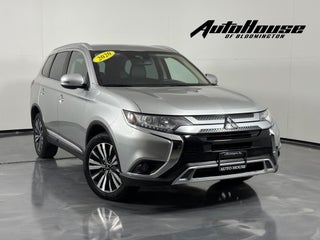 2020 Mitsubishi Outlander SE
