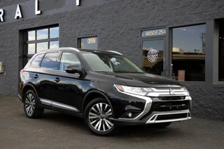 2020 Mitsubishi Outlander ES