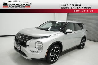 2023 Mitsubishi Outlander SE