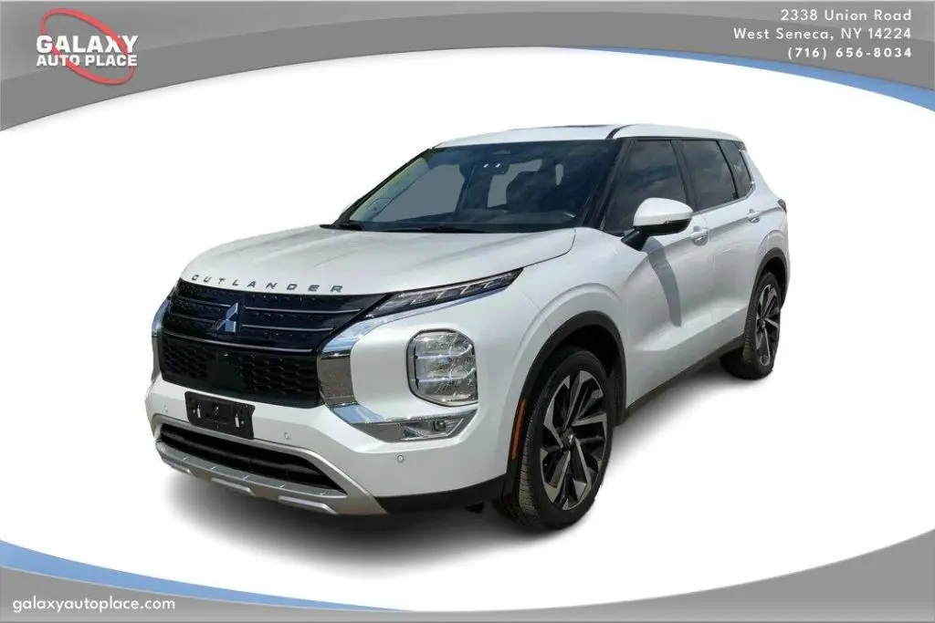 2024 Mitsubishi Outlander SE