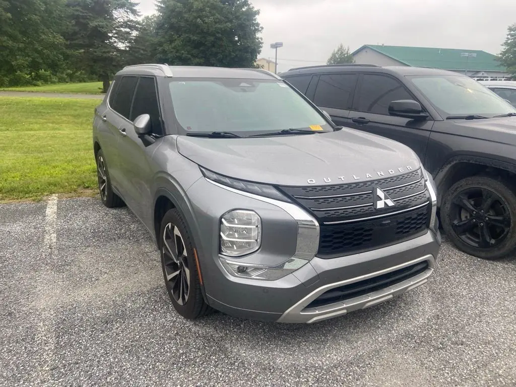 2022 Mitsubishi Outlander SEL