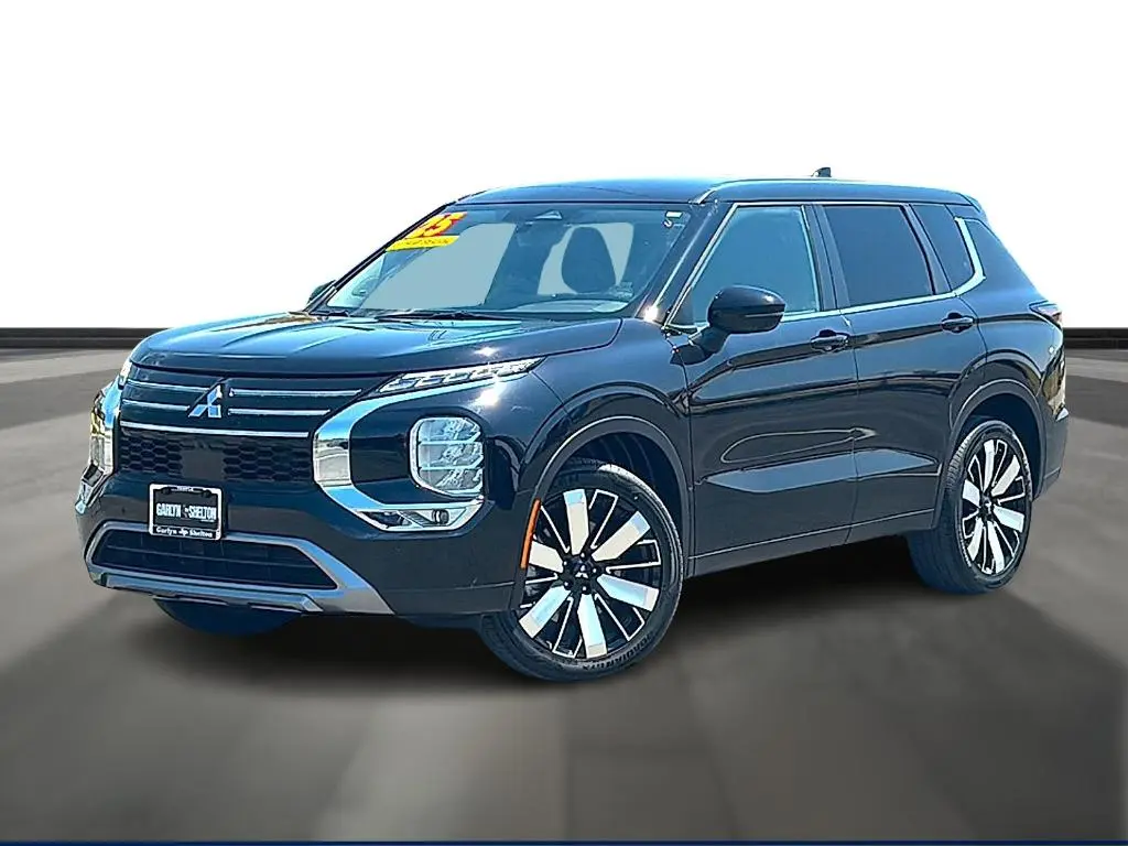 2025 Mitsubishi Outlander SE