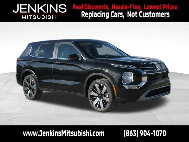 2026 Mitsubishi Outlander SE