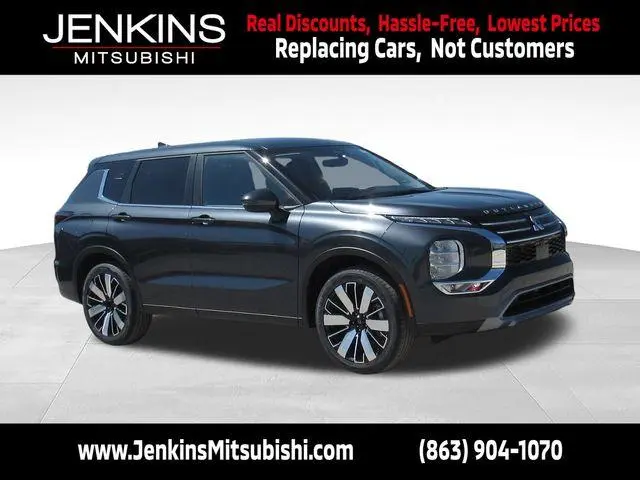 2026 Mitsubishi Outlander SE