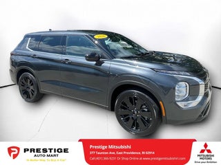 2026 Mitsubishi Outlander LE