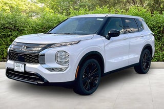 2026 Mitsubishi Outlander LE