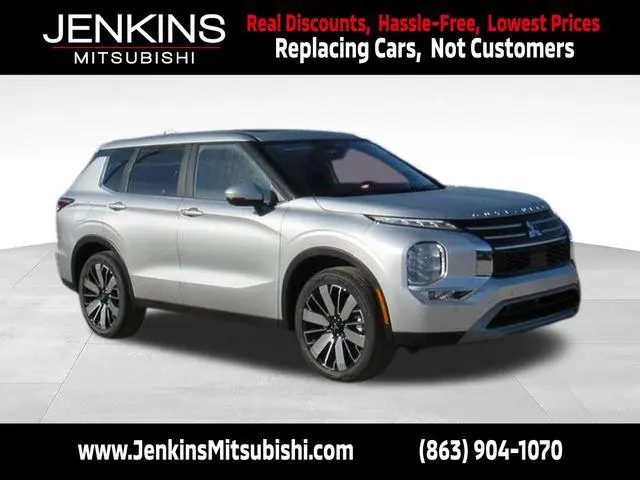 2026 Mitsubishi Outlander SE