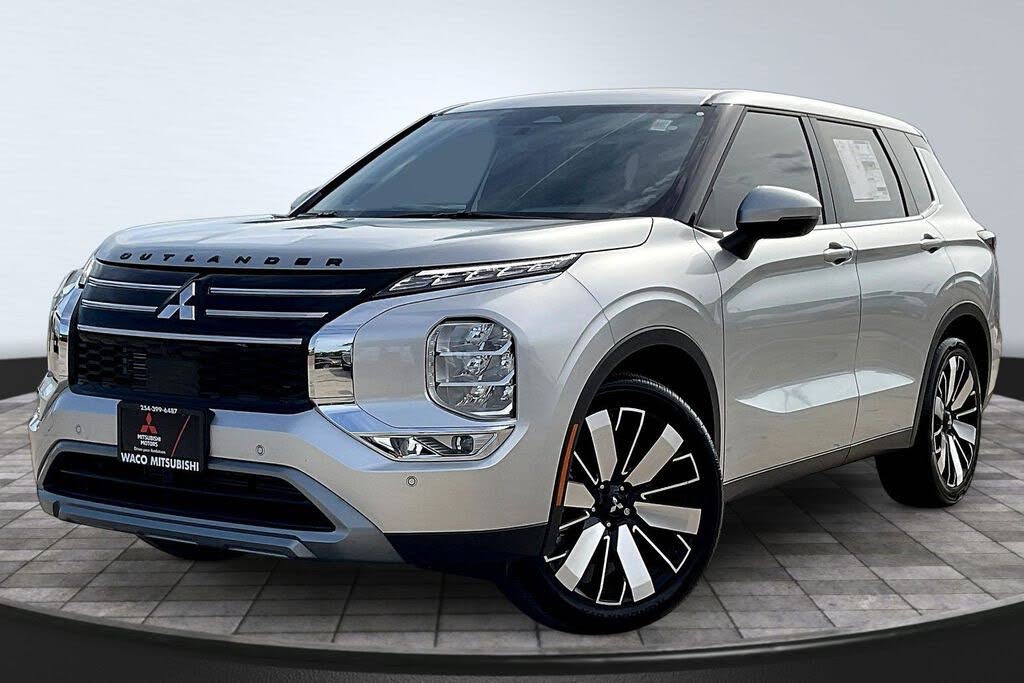 2026 Mitsubishi Outlander SE