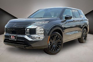 2026 Mitsubishi Outlander LE