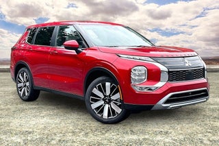 2026 Mitsubishi Outlander SE
