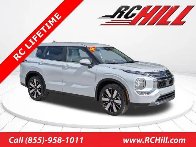 2026 Mitsubishi Outlander SE