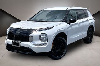 2026 Mitsubishi Outlander LE