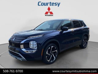 2022 Mitsubishi Outlander SE