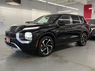 2022 Mitsubishi Outlander SE