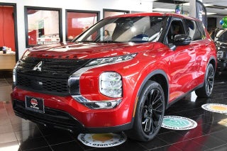2022 Mitsubishi Outlander SE