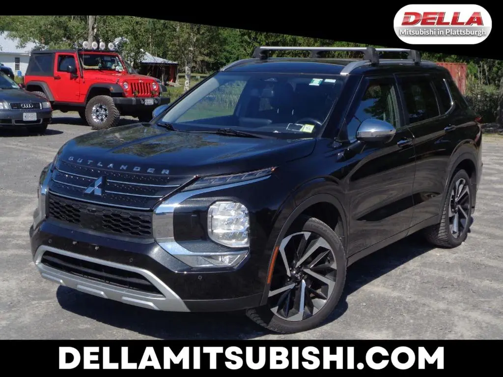 2022 Mitsubishi Outlander SE