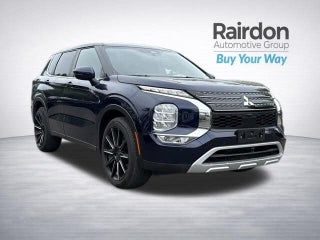 2023 Mitsubishi Outlander SE