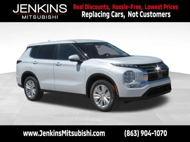 2026 Mitsubishi Outlander ES