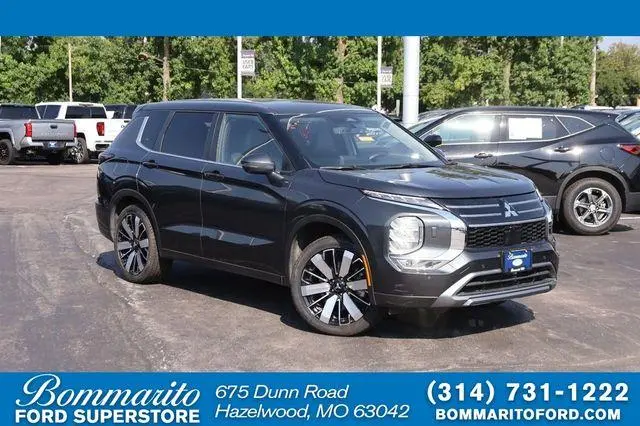 2025 Mitsubishi Outlander SE