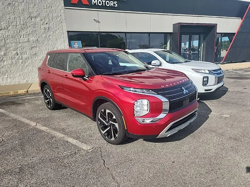 2024 Mitsubishi Outlander SE