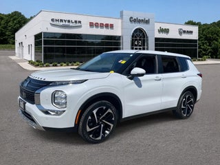 2024 Mitsubishi Outlander SE