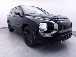 2026 Mitsubishi Outlander LE