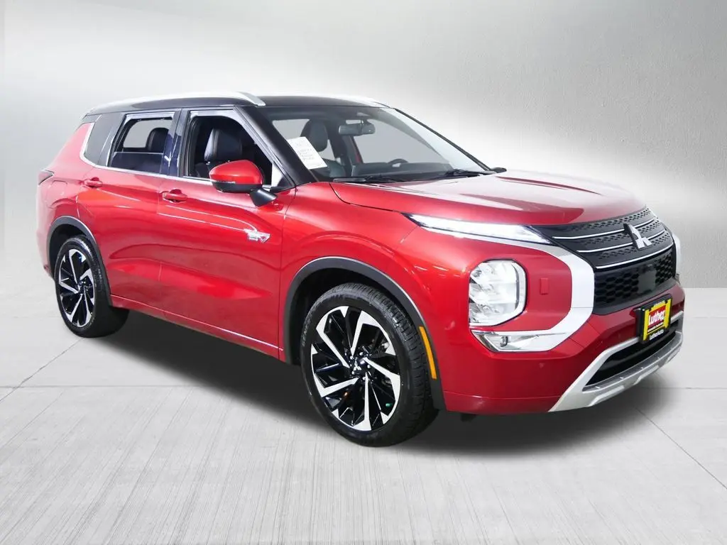 2023 Mitsubishi Outlander SEL