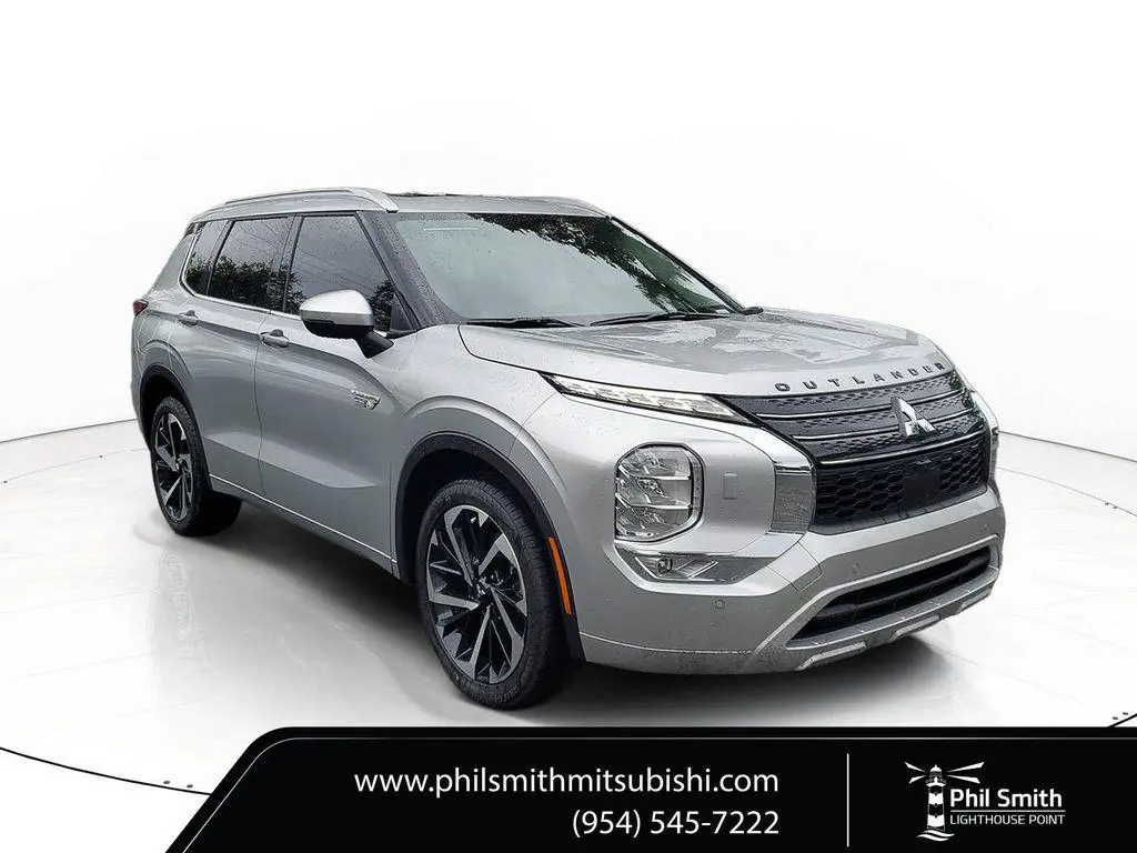 2025 Mitsubishi Outlander PHEV SEL