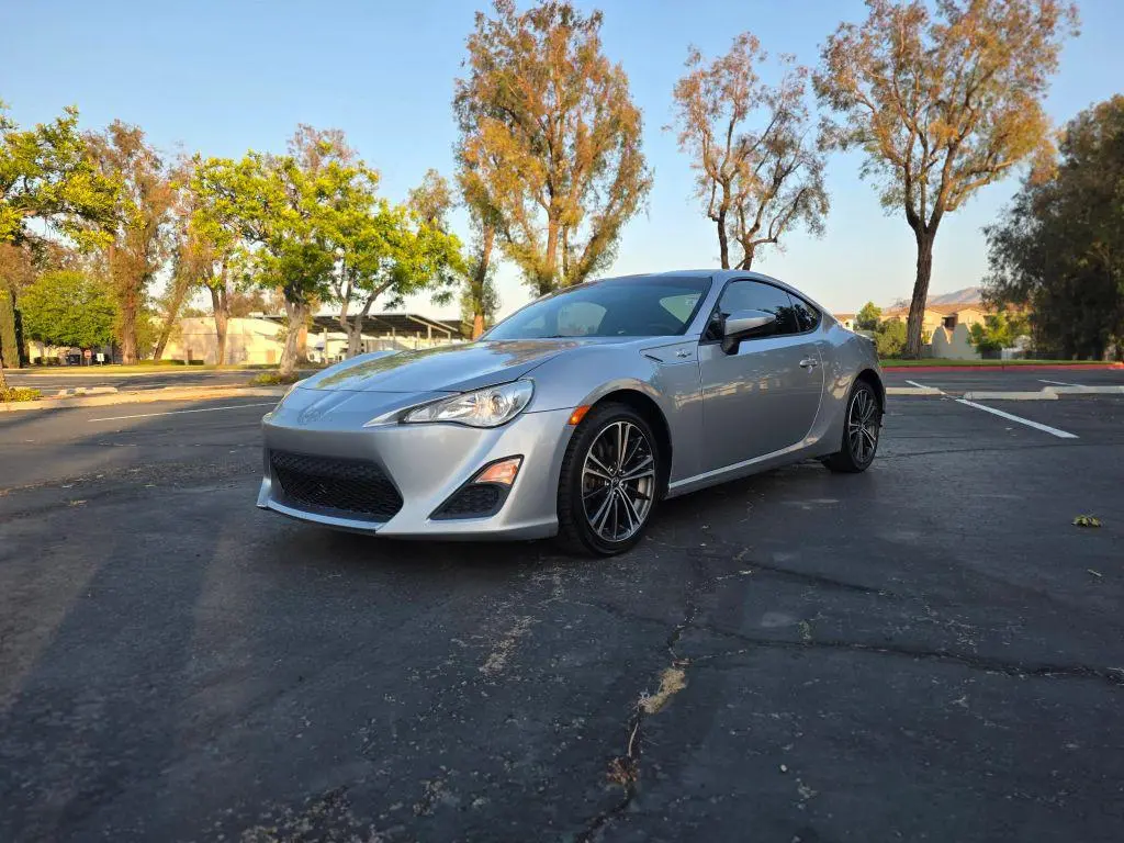 2016 Scion FR-S