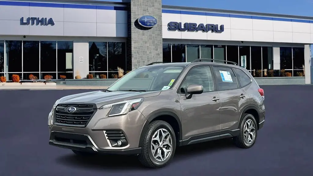 2024 Subaru Forester Premium
