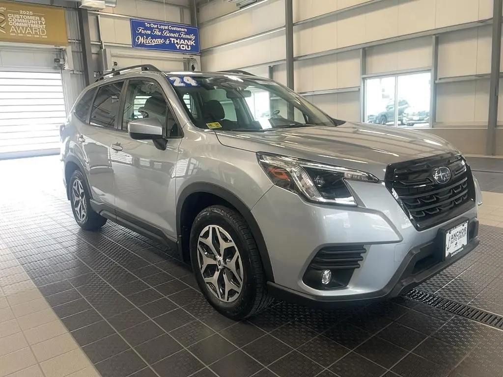 2024 Subaru Forester Premium