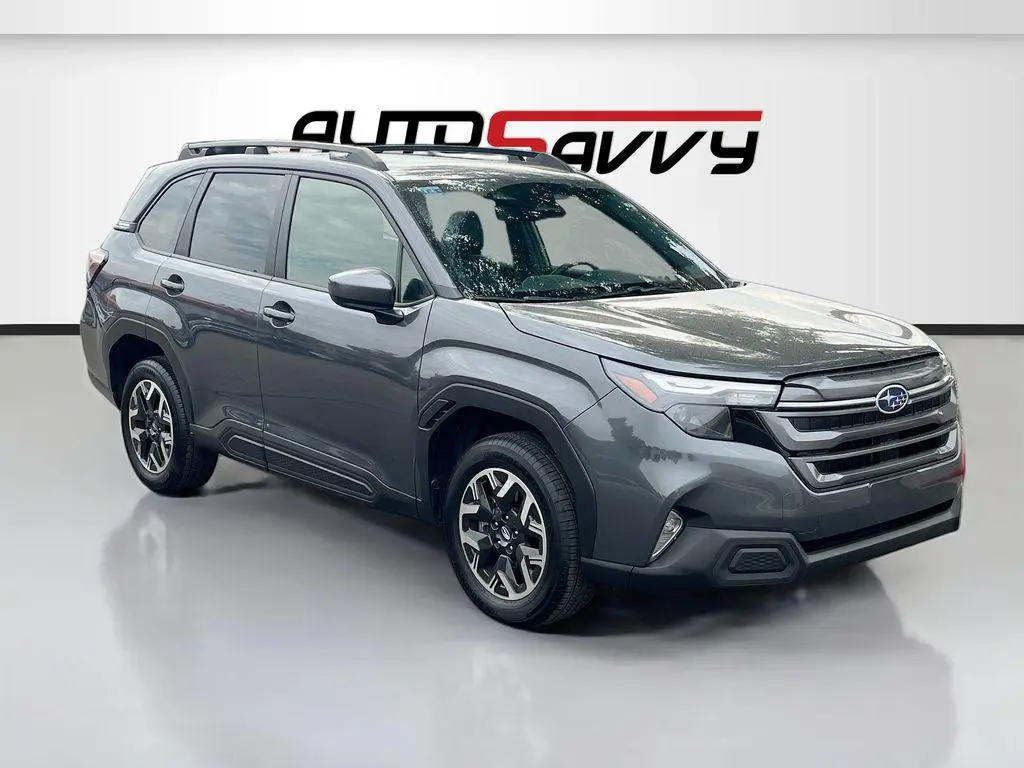 2025 Subaru Forester Premium