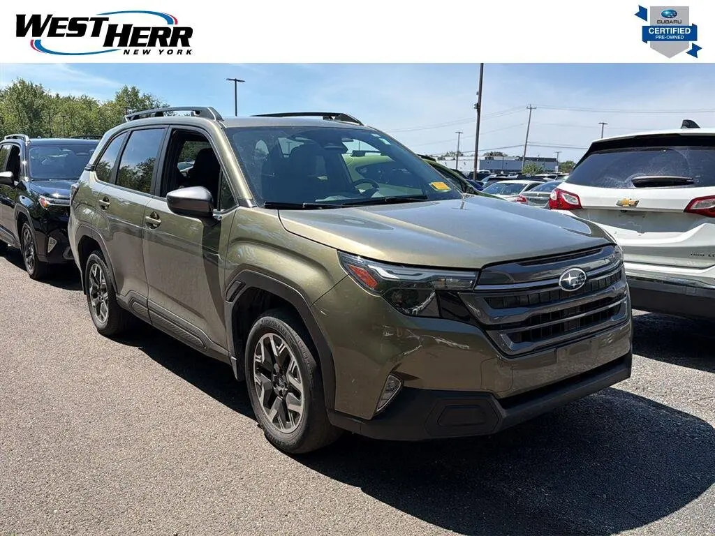 2025 Subaru Forester Premium