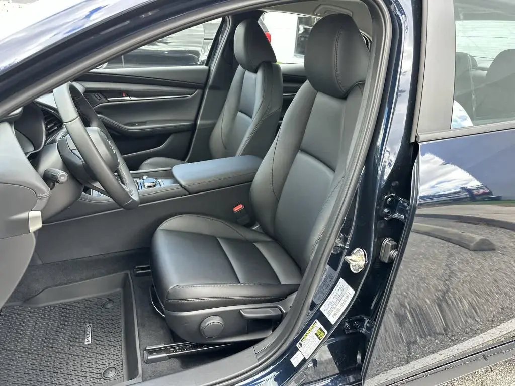 2026 Mazda Mazda3 S Select Sport