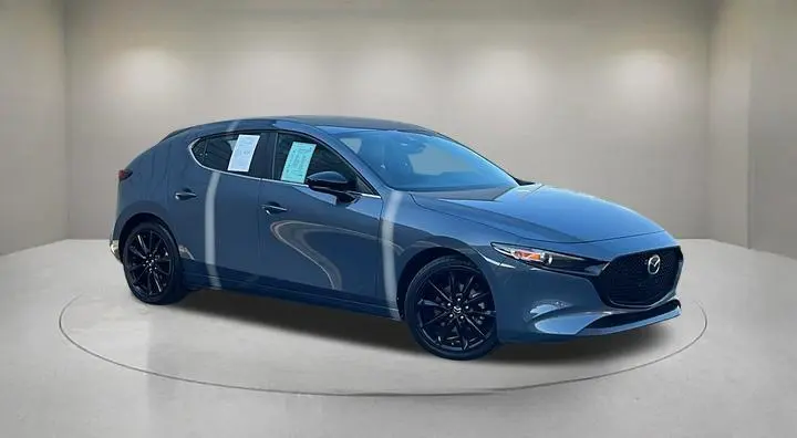 2023 Mazda Mazda3 S Carbon Edition
