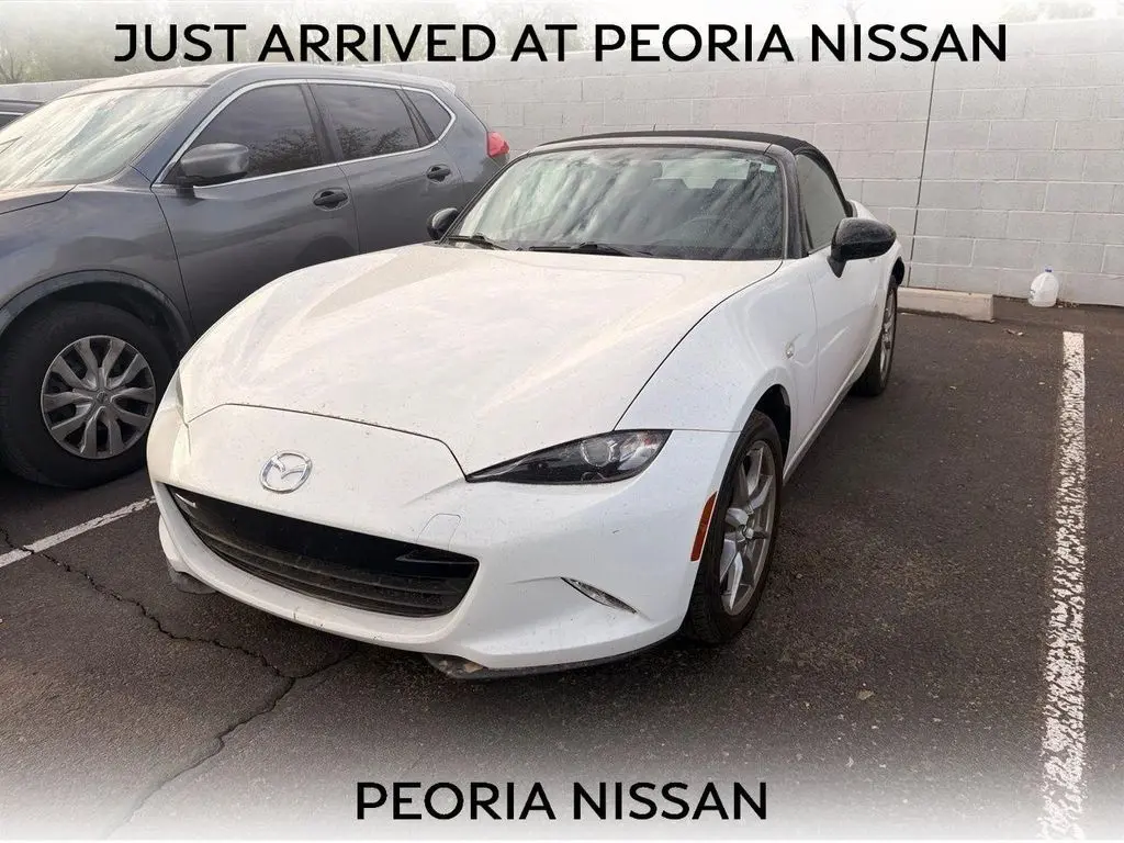 2016 Mazda MX-5 Miata Sport