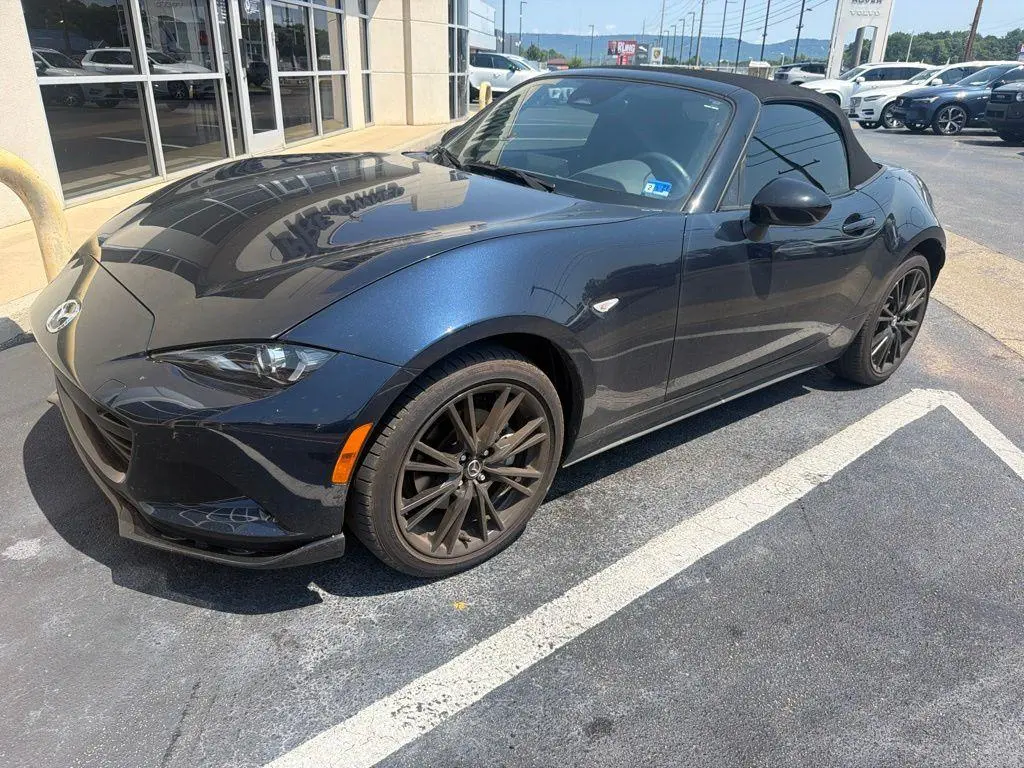 2025 Mazda MX-5 Miata Club