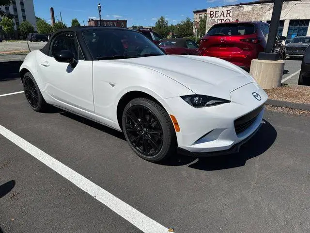2026 Mazda MX-5 Miata Club