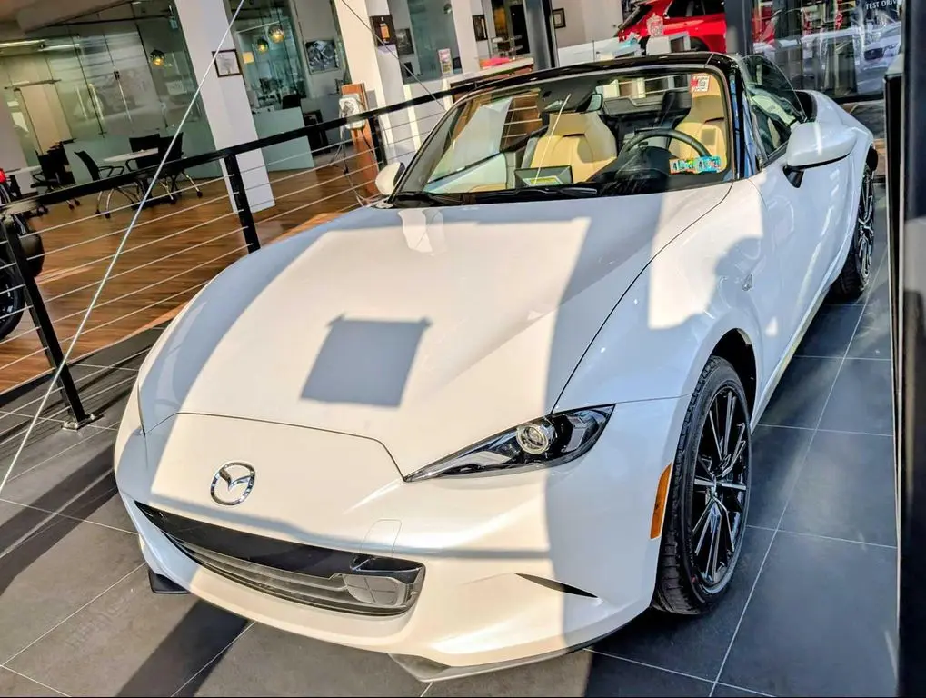2026 Mazda MX-5 Miata Grand Touring