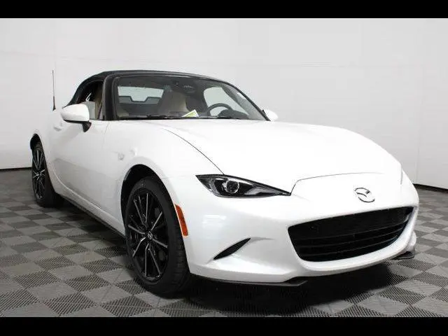 2026 Mazda MX-5 Miata Grand Touring