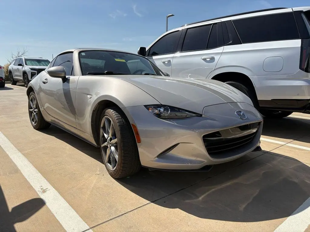 2022 Mazda MX-5 Miata RF Grand Touring