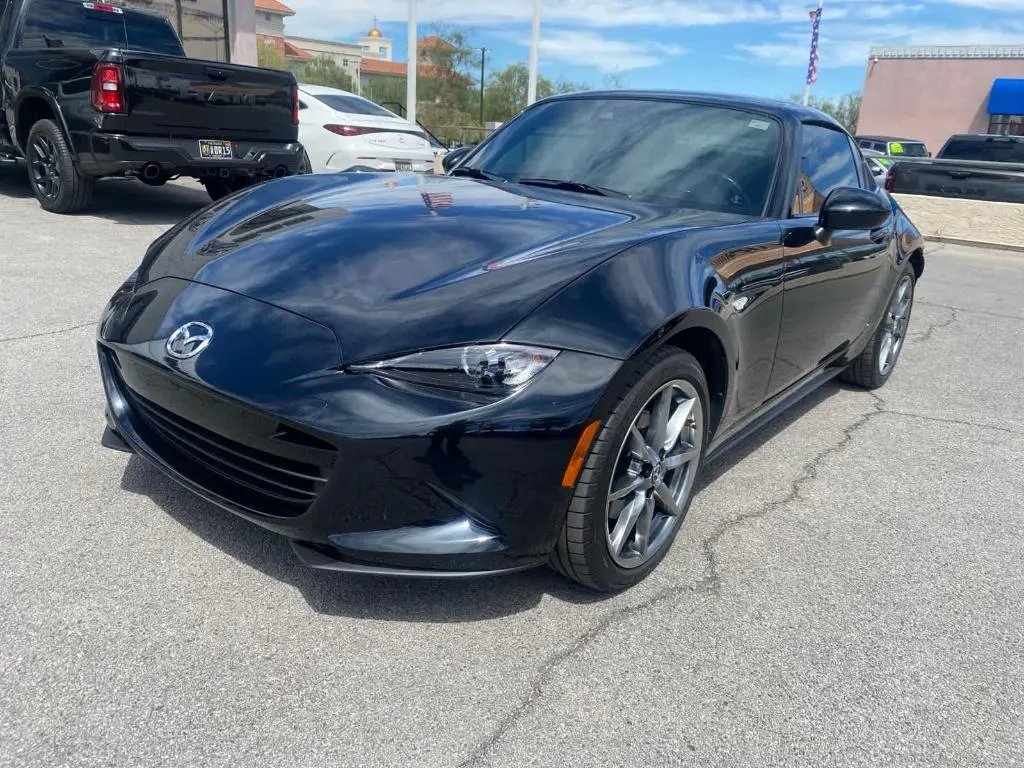 2022 Mazda MX-5 Miata RF Grand Touring
