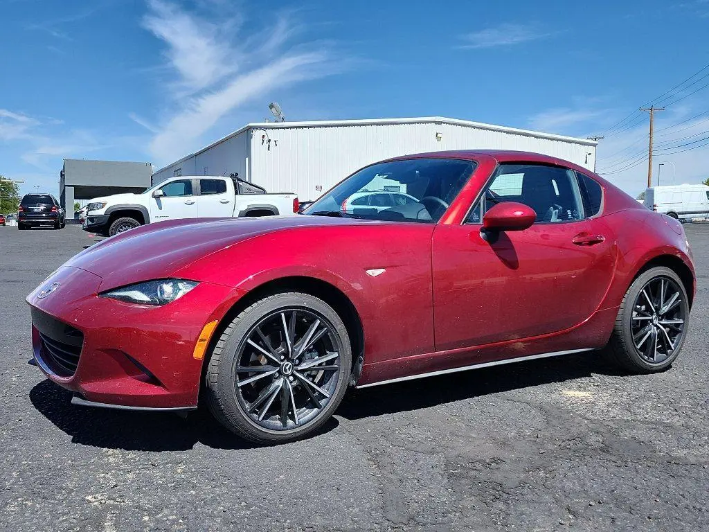 2025 Mazda MX-5 Miata RF Grand Touring