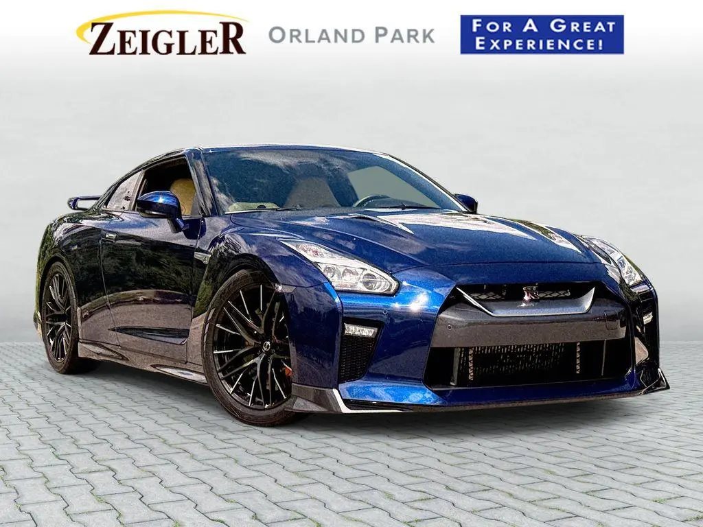 2017 Nissan GT-R Premium