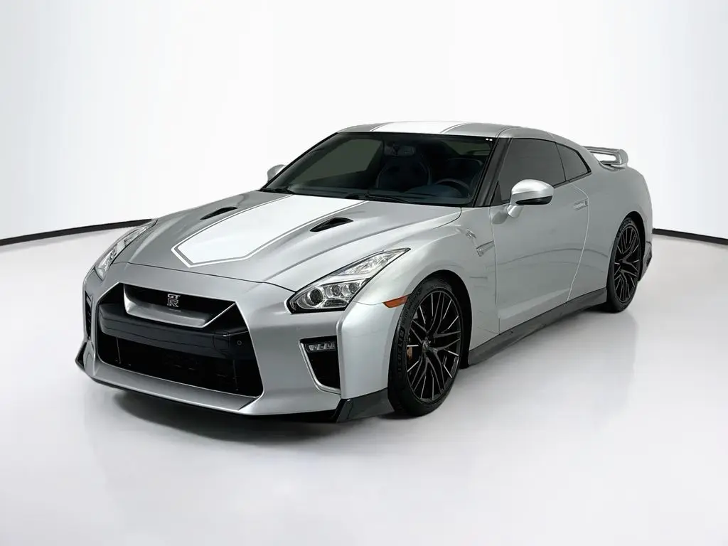 2020 Nissan GT-R Premium
