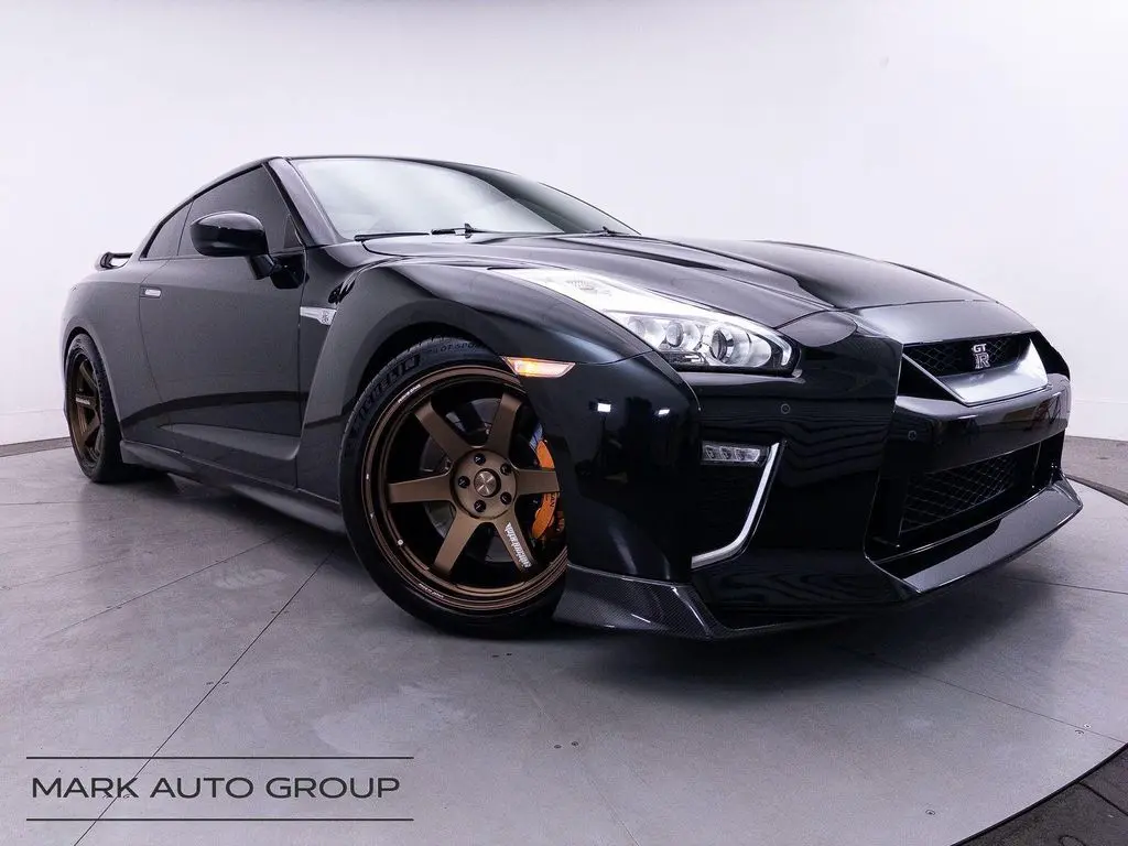 2020 Nissan GT-R Premium