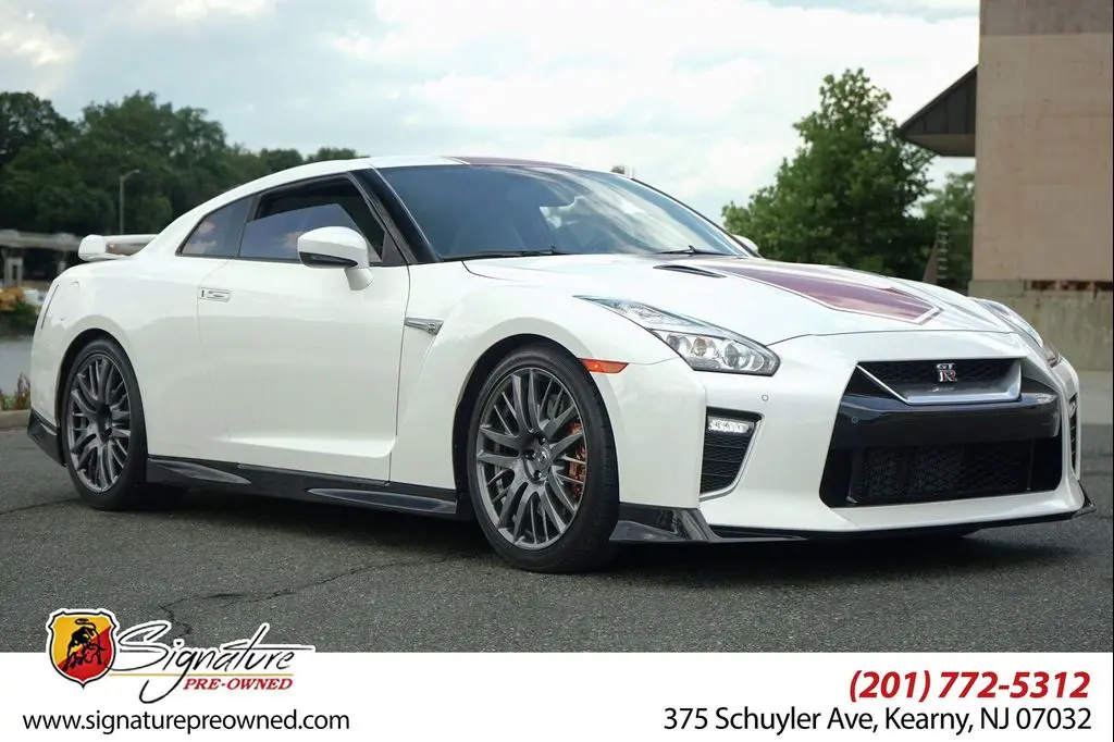 2020 Nissan GT-R Premium