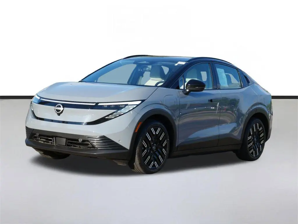 2026 Nissan LEAF Platinum+
