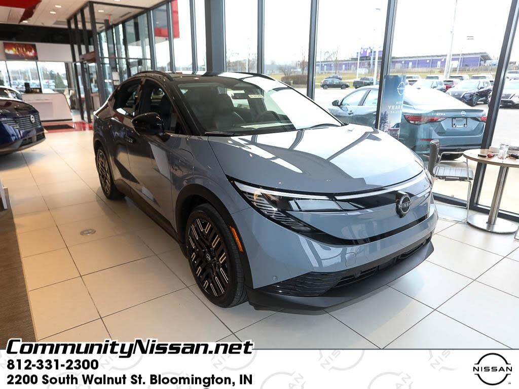 2026 Nissan LEAF Platinum+